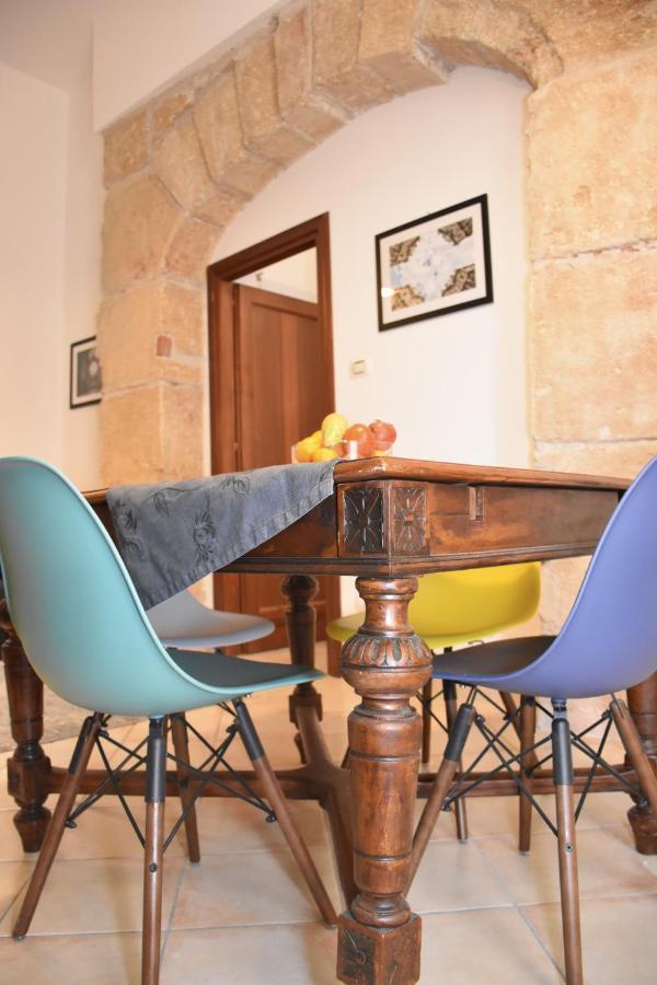 La Maison Ai Quattro Canti ปาแลร์โม ภายนอก รูปภาพ